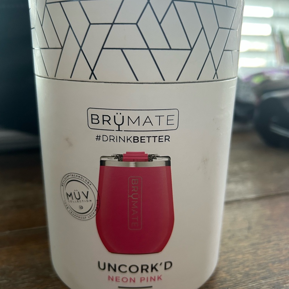 BrüMate Neon Pink Uncork'd Tumbler